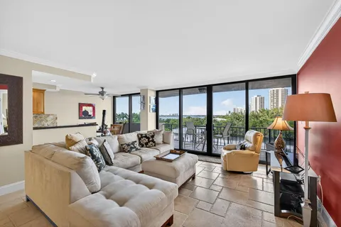 $489,000 | 4200 North Ocean Drive, Unit 2406, Singer Island, FL 33404