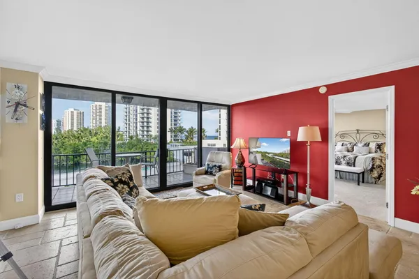 $489,000 | 4200 North Ocean Drive, Unit 2406, Singer Island, FL 33404