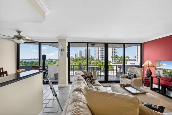 $489,000 | 4200 North Ocean Drive, Unit 2406, Singer Island, FL 33404