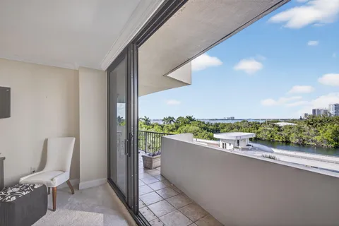 $489,000 | 4200 North Ocean Drive, Unit 2406, Singer Island, FL 33404