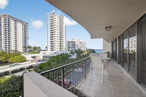 $489,000 | 4200 North Ocean Drive, Unit 2406, Singer Island, FL 33404