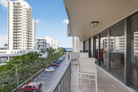 $489,000 | 4200 North Ocean Drive, Unit 2406, Singer Island, FL 33404