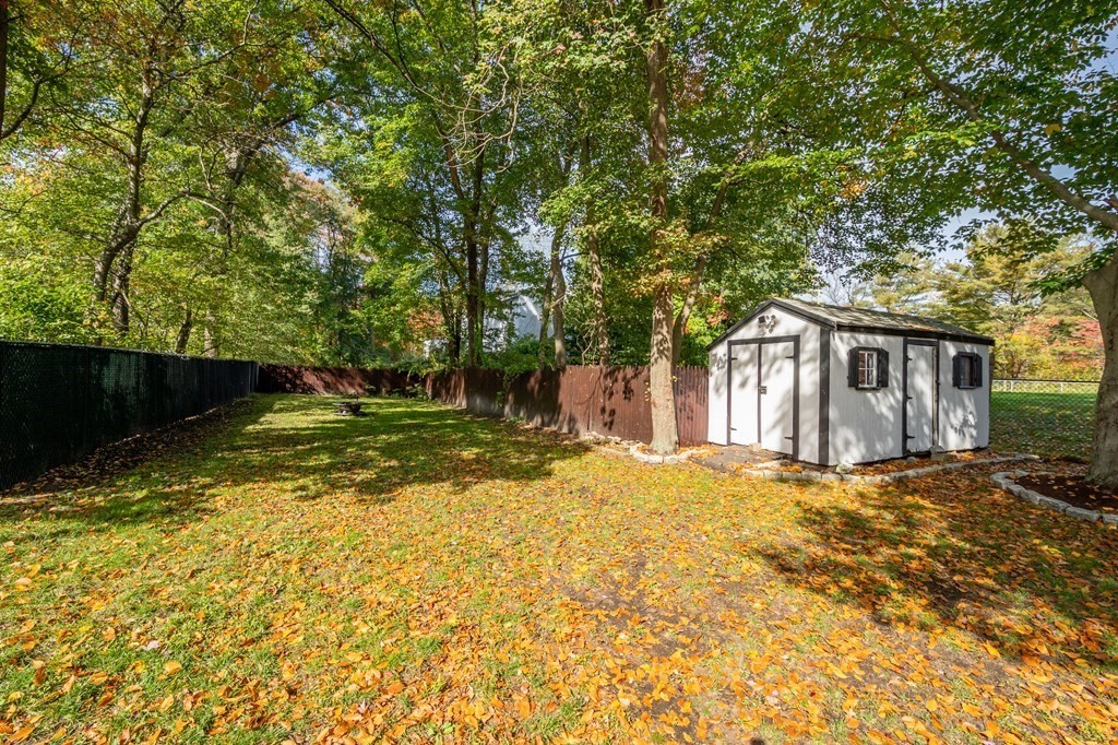 24 Burt Road Wilmington, MA 01887 - Photo 9 of 42 Gallery Image 9