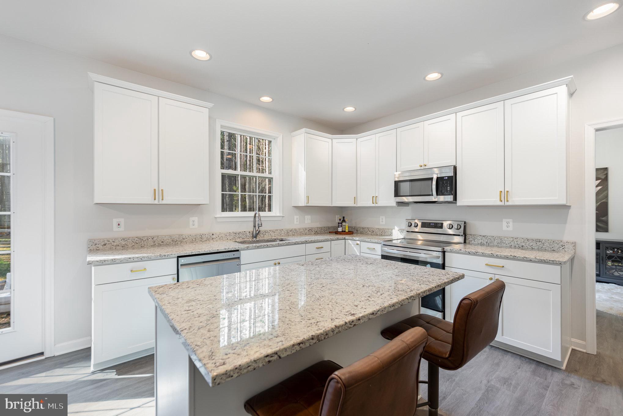 11514 Taylor Ridge Way Spotsylvania, VA 22551 - Photo 8 of 36