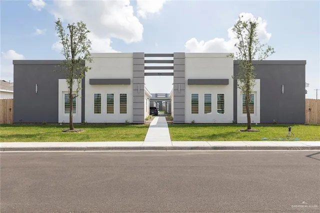 $1,150 | 4221 La Vista Avenue West, Unit 2, McAllen, TX 78501