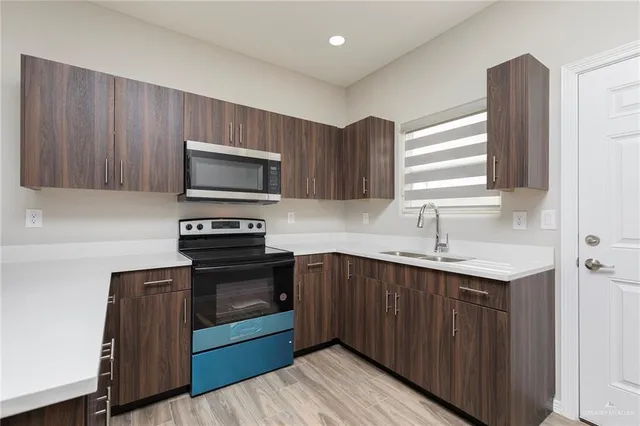 $1,150 | 4221 La Vista Avenue West, Unit 2, McAllen, TX 78501