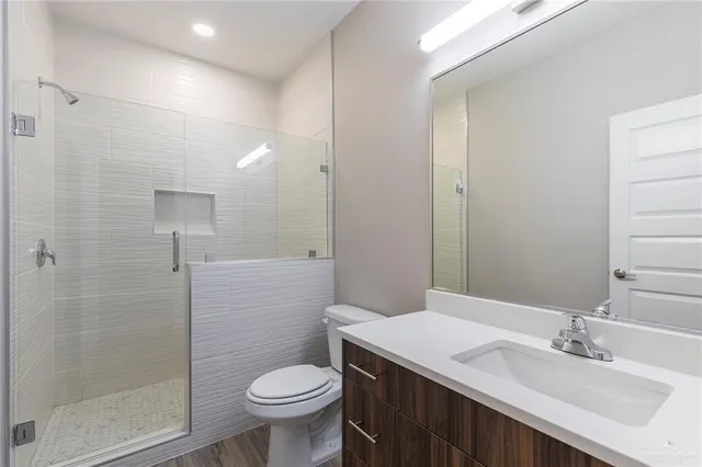 $1,150 | 4221 La Vista Avenue West, Unit 2, McAllen, TX 78501