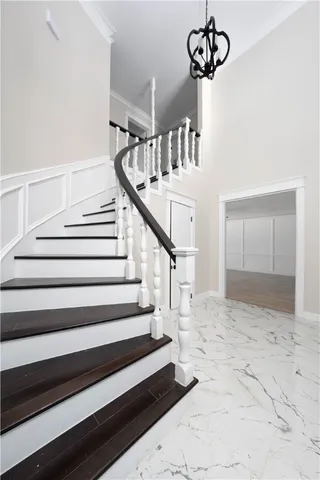 a view of entryway and hall