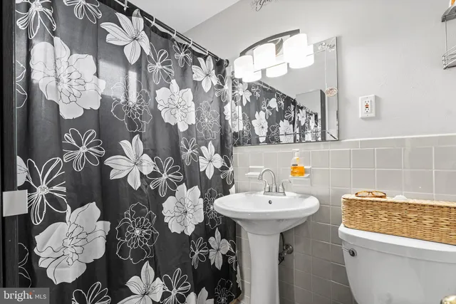 $336,999 | 3227 Plumstead Avenue, Drexel Hill, PA 19026