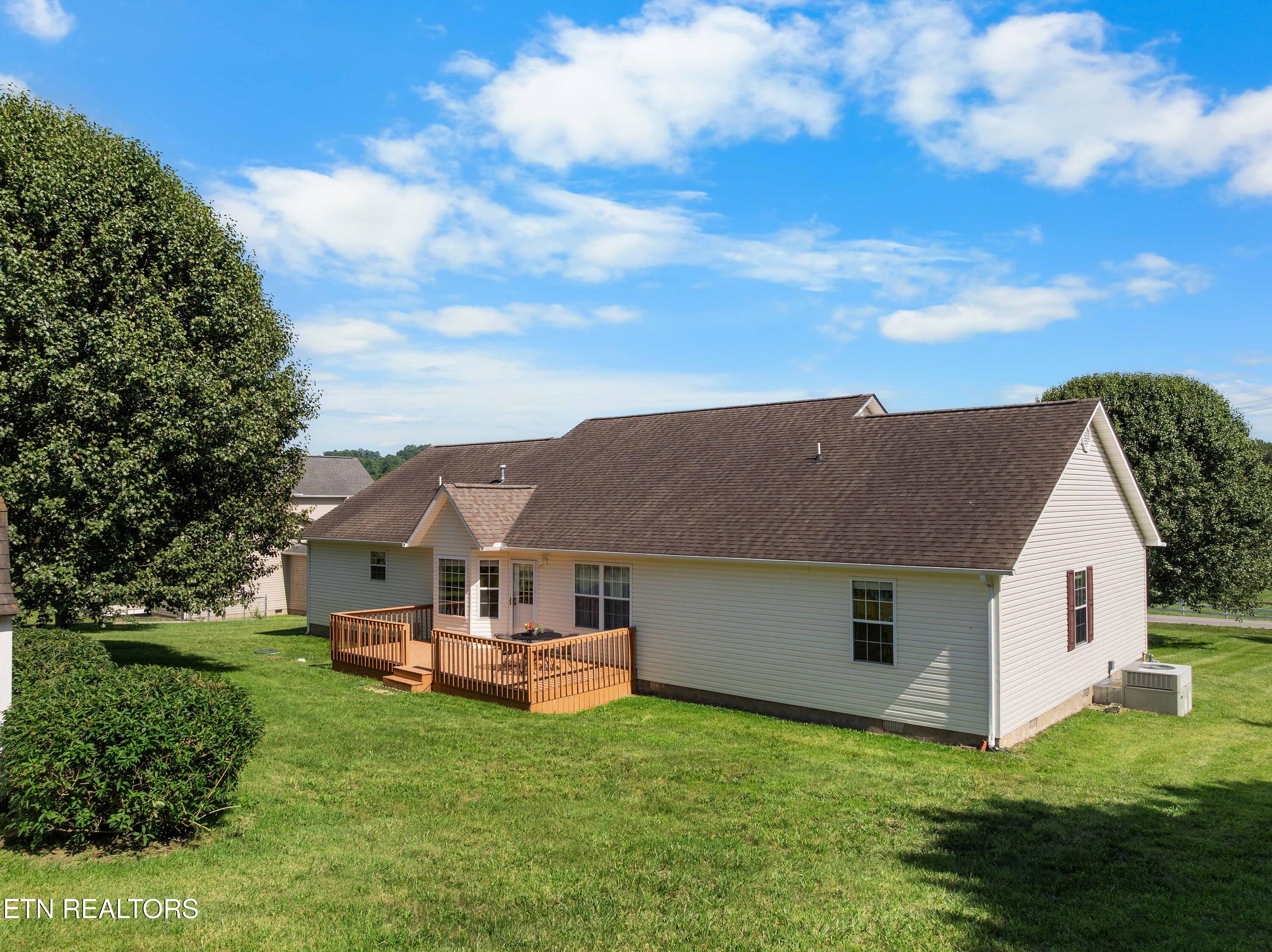 1354 Towe String Road Jacksboro, TN 37757 - Photo 30 of 37 DJI_0937