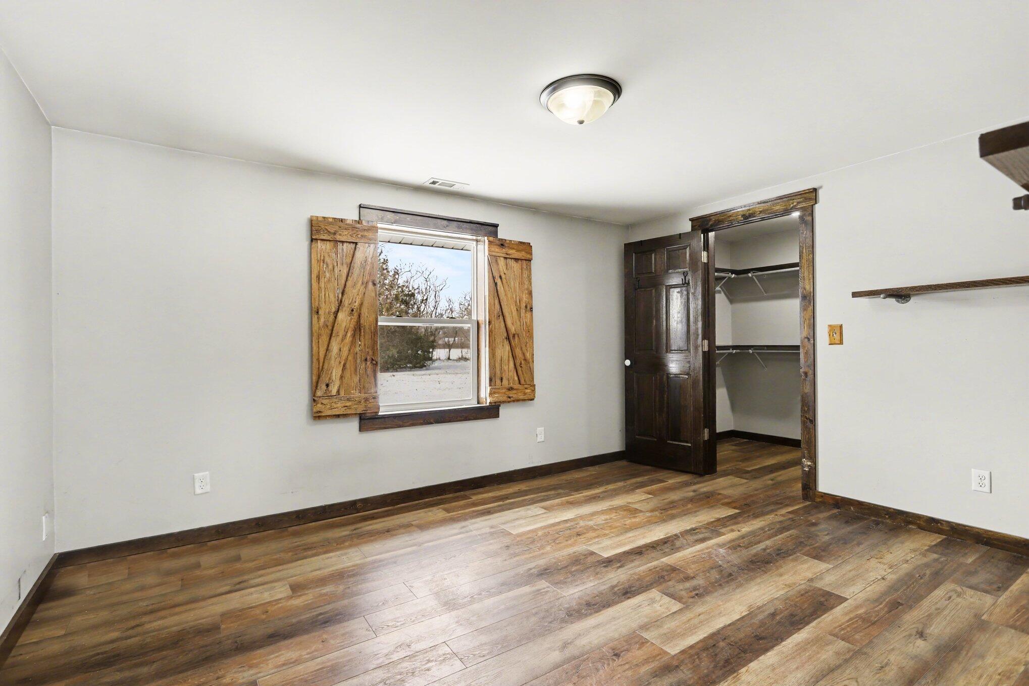 33273 East Palmer Lake Road Colon, MI 49040 - Photo 12 of 24 005_file_7671