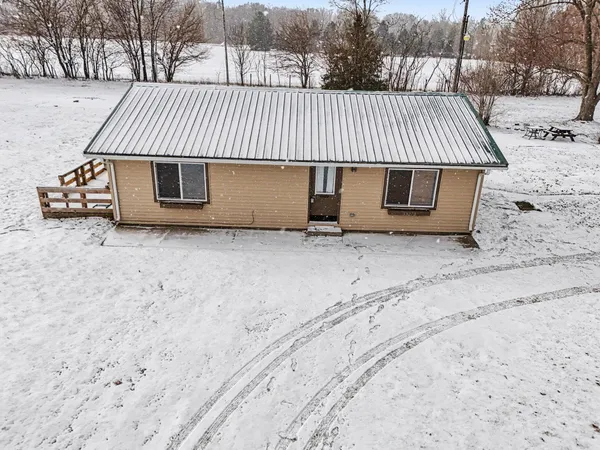 $214,900 | 33273 East Palmer Lake Road, Colon, MI 49040