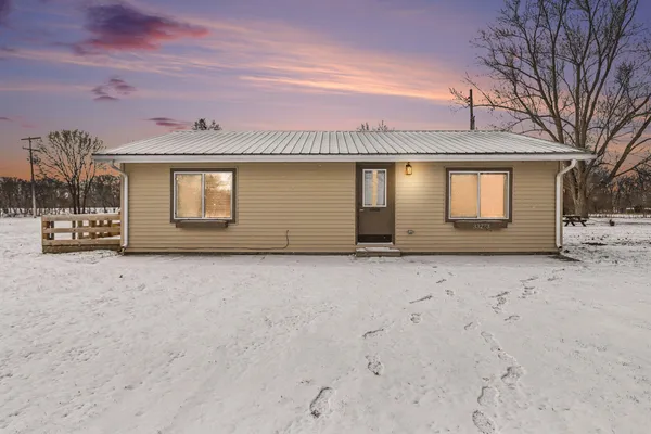 $214,900 | 33273 East Palmer Lake Road, Colon, MI 49040