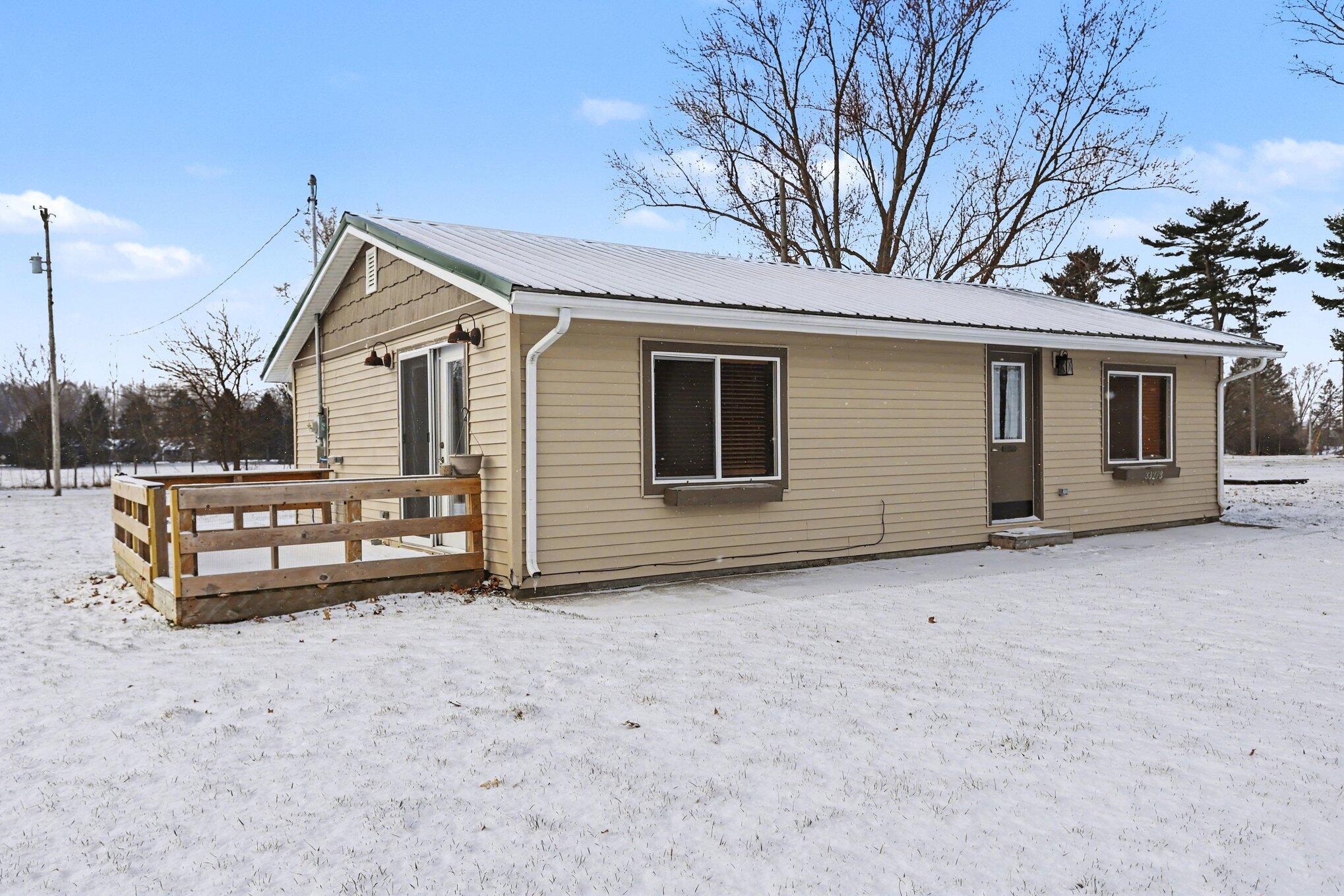 33273 East Palmer Lake Road Colon, MI 49040 - Photo 22 of 24 014_file_2253