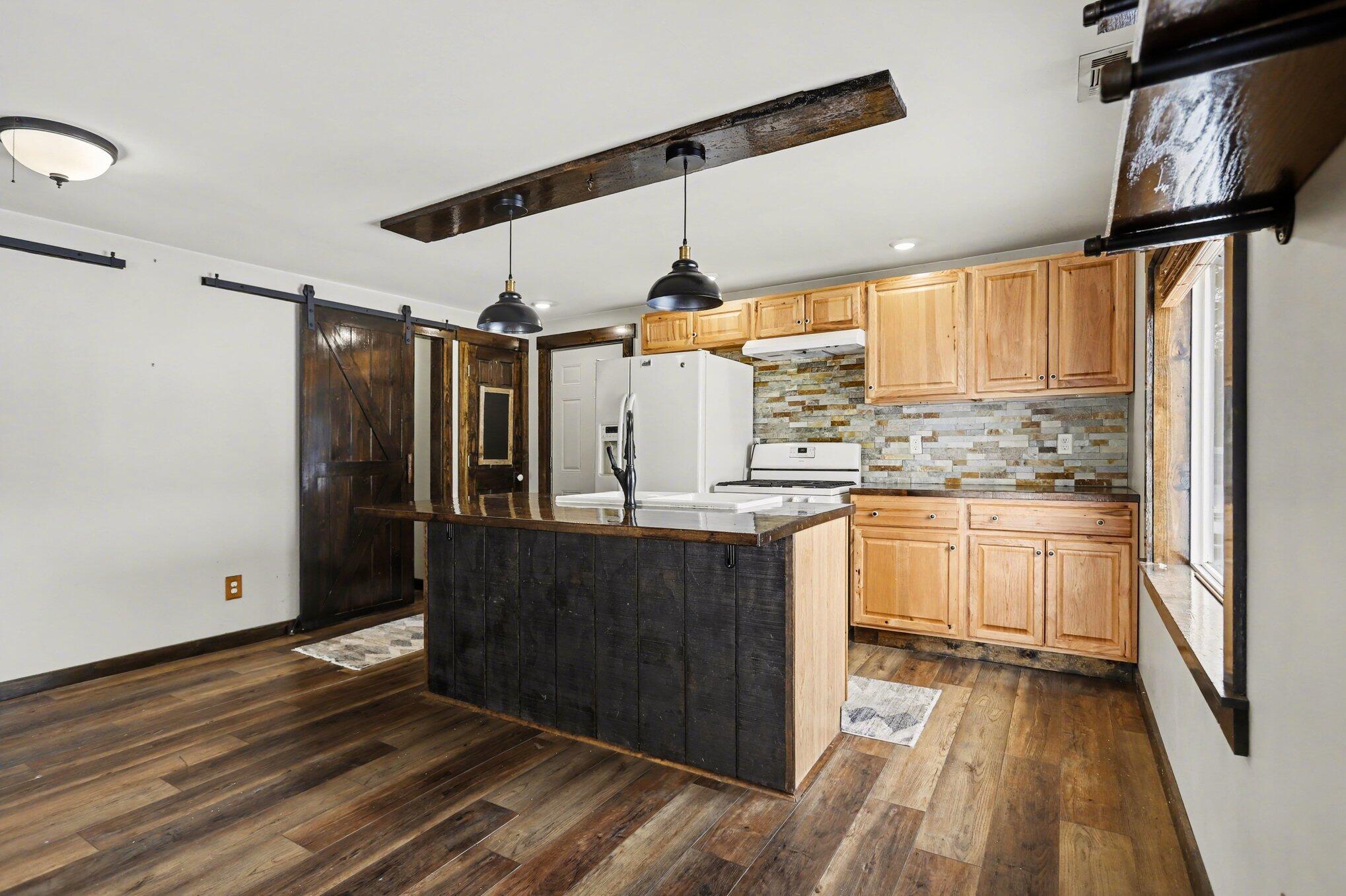 33273 East Palmer Lake Road Colon, MI 49040 - Photo 7 of 24 007_file_9297