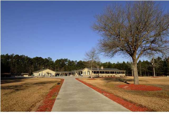 887 State Rd S-15-689 Walterboro, SC 29488 - Photo 1 of 4 Primary Photo