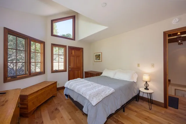 $1,595,000 | 401 Avenue Del Oro, El Granada, CA 94019