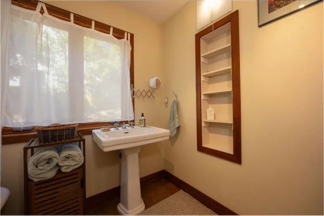 $1,595,000 | 401 Avenue Del Oro, El Granada, CA 94019