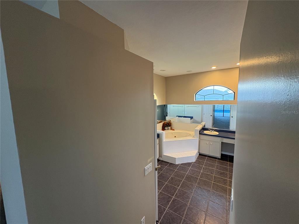 2810 Highview Bend Lakeland, FL 33812 - Photo 28 of 35