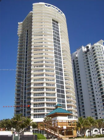 $11,000 | 18671 Collins Avenue, Unit 601, Sunny Isles Beach, FL 33160