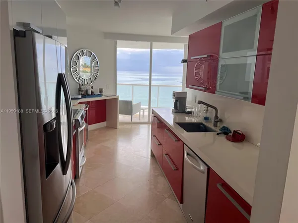 $11,000 | 18671 Collins Avenue, Unit 601, Sunny Isles Beach, FL 33160