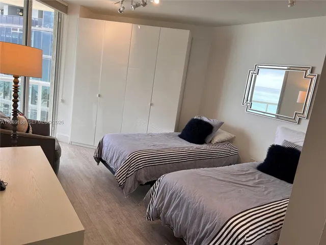 $11,000 | 18671 Collins Avenue, Unit 601, Sunny Isles Beach, FL 33160