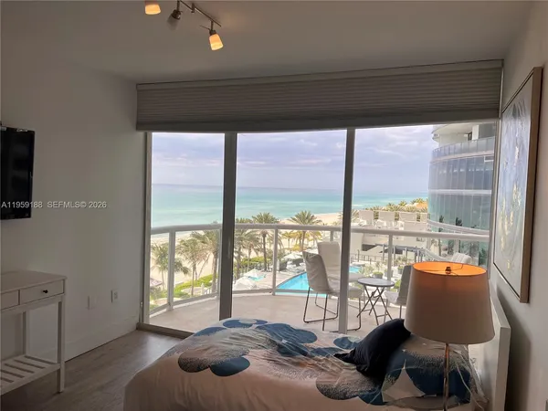 $11,000 | 18671 Collins Avenue, Unit 601, Sunny Isles Beach, FL 33160