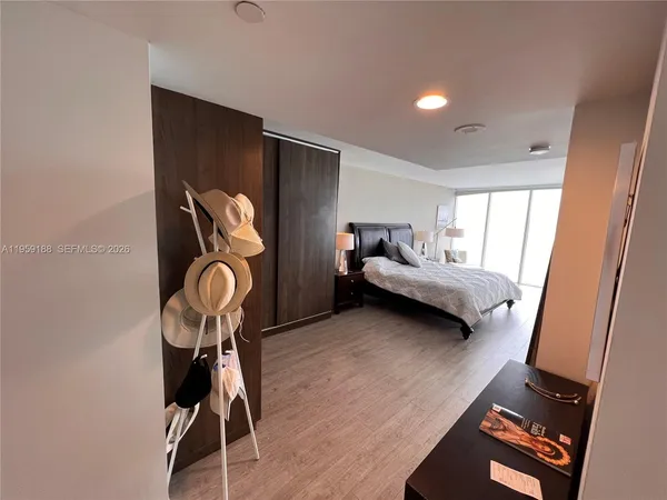 $11,000 | 18671 Collins Avenue, Unit 601, Sunny Isles Beach, FL 33160