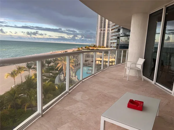 $11,000 | 18671 Collins Avenue, Unit 601, Sunny Isles Beach, FL 33160