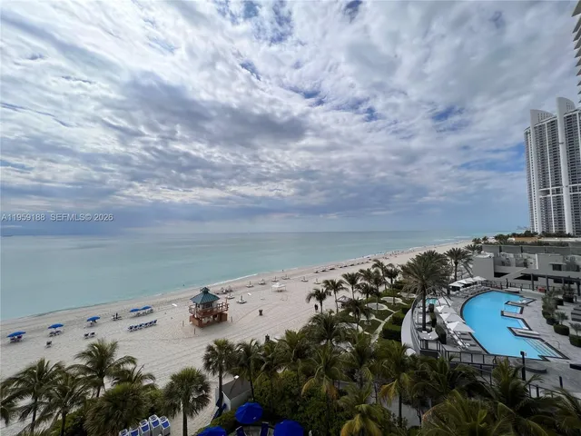 $11,000 | 18671 Collins Avenue, Unit 601, Sunny Isles Beach, FL 33160