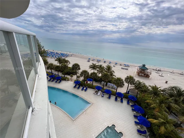 $11,000 | 18671 Collins Avenue, Unit 601, Sunny Isles Beach, FL 33160