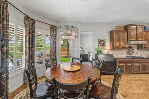 $900,000 | 83 Wyndehaven Lakes Drive, Katy, TX 77494