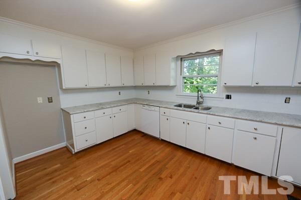 1812 Manuel Street Raleigh, NC 27612 - Photo 4 of 25 Gallery Image 4