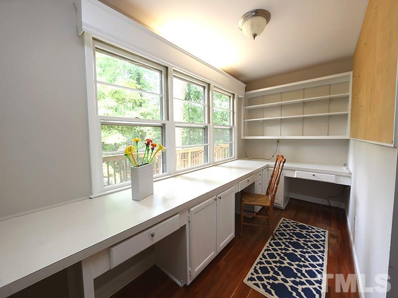 1812 Manuel Street Raleigh, NC 27612 - Photo 7 of 25 Gallery Image 7