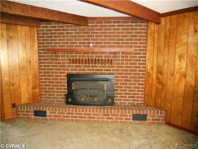 7800 Courthouse Road Prince George, VA 23875 - Photo 3 of 9 Den/Family/Great Room