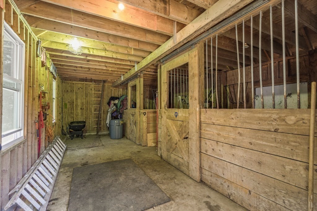 4 Mor Way Barnstable, MA 02648 - Photo 6 of 40