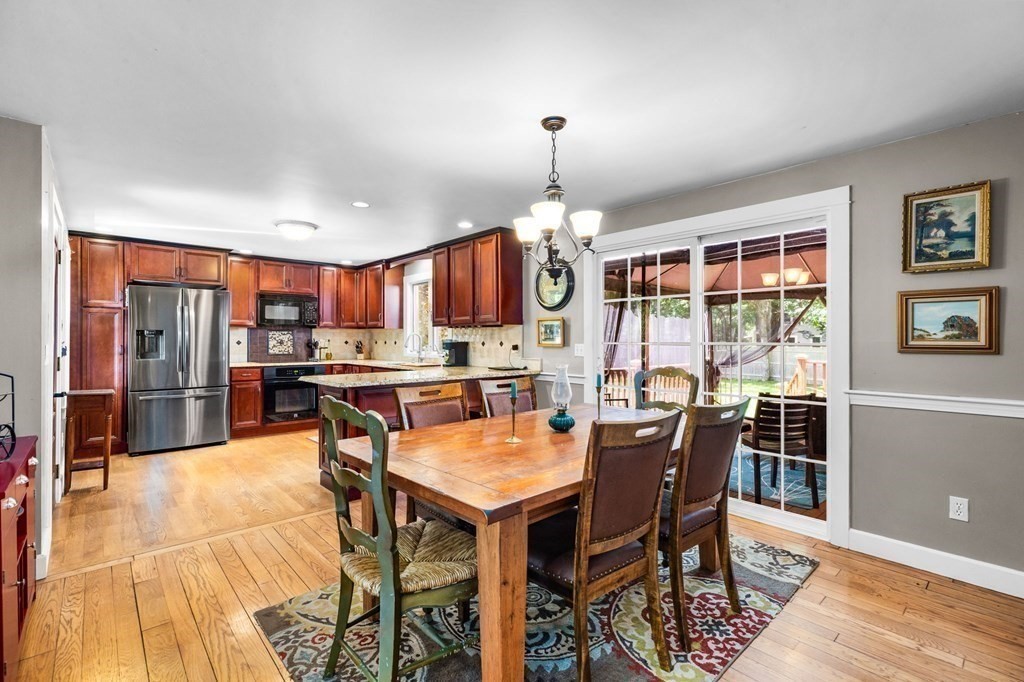 4 Mor Way Barnstable, MA 02648 - Photo 9 of 40