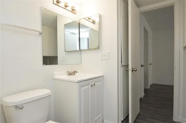 $1,599 | 5006 Moro Manor Drive, Unit 305, Tampa, FL 33617