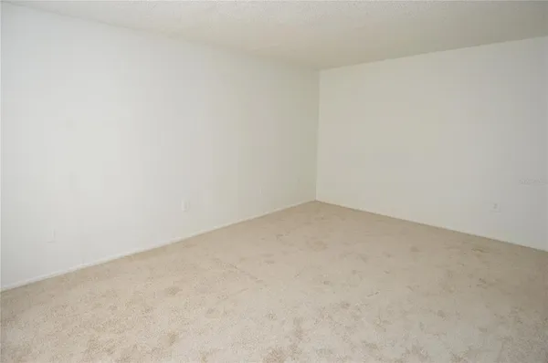 $1,599 | 5006 Moro Manor Drive, Unit 305, Tampa, FL 33617