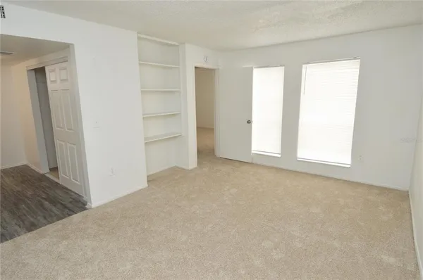 $1,599 | 5006 Moro Manor Drive, Unit 305, Tampa, FL 33617