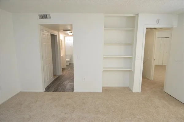 $1,599 | 5006 Moro Manor Drive, Unit 305, Tampa, FL 33617