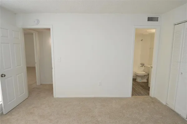 $1,599 | 5006 Moro Manor Drive, Unit 305, Tampa, FL 33617