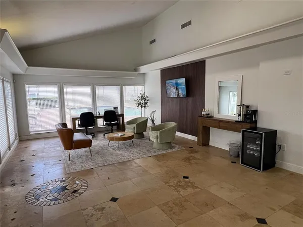 $1,599 | 5006 Moro Manor Drive, Unit 305, Tampa, FL 33617