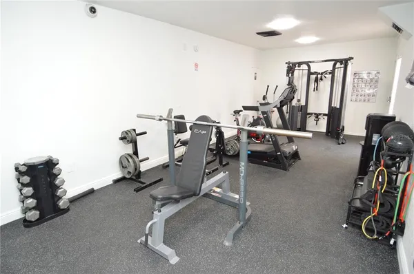 $1,599 | 5006 Moro Manor Drive, Unit 305, Tampa, FL 33617