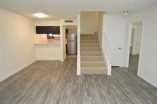 $1,599 | 5006 Moro Manor Drive, Unit 305, Tampa, FL 33617