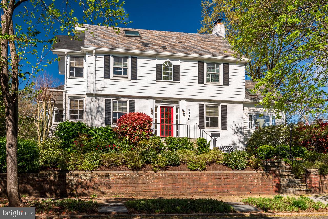 4330 37th Street NW in N Cleveland Park