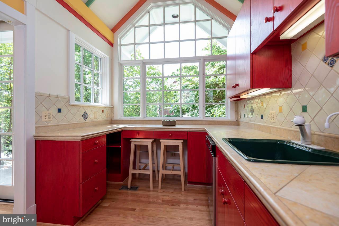 4330 37th Street Northwest Washington, DC 20008 - Photo 13 of 48 Another view. Playful! Unique!