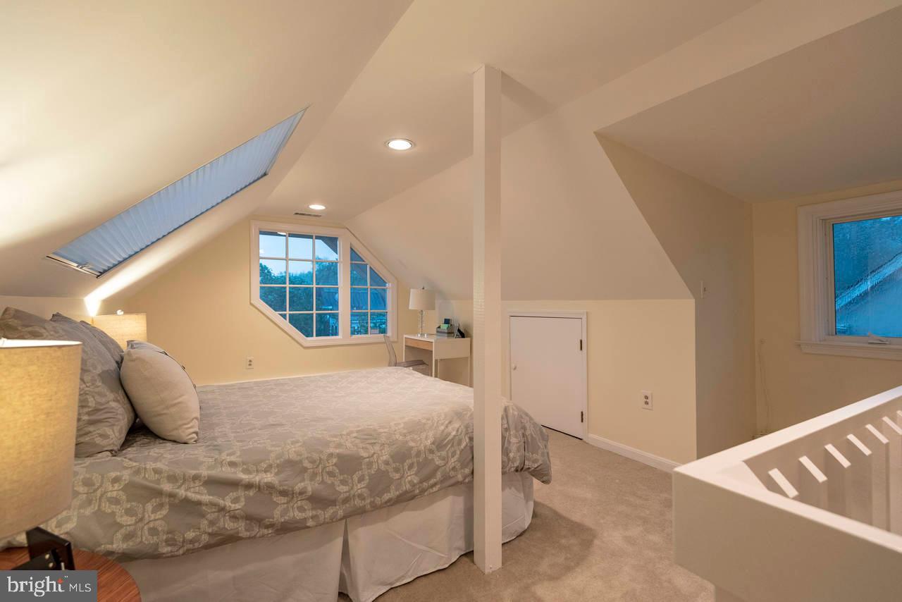 4330 37th Street Northwest Washington, DC 20008 - Photo 34 of 48