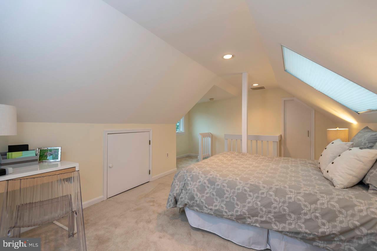 4330 37th Street Northwest Washington, DC 20008 - Photo 35 of 48 Bedroom #4. Another view