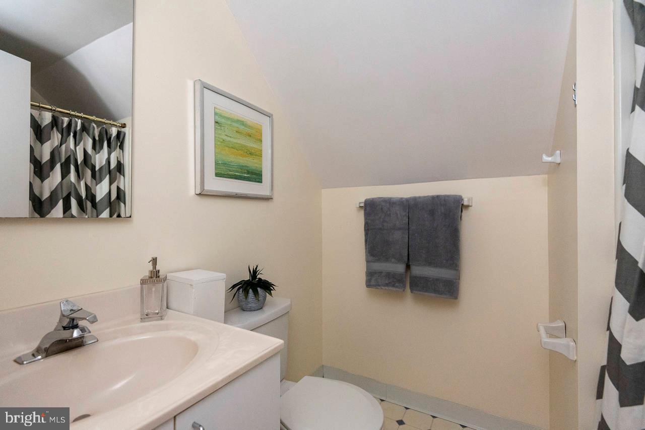 4330 37th Street Northwest Washington, DC 20008 - Photo 36 of 48 Bathroom #3